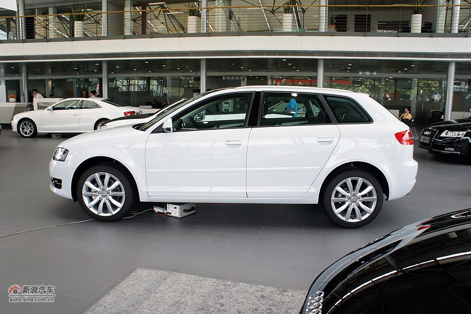 2012款奥迪A3_奥迪A3图片7965497_汽车图库