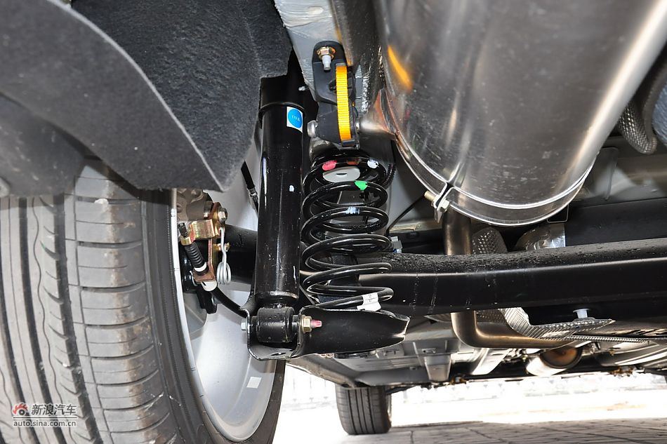 2011款东风标致408_标致408底盘图片608549