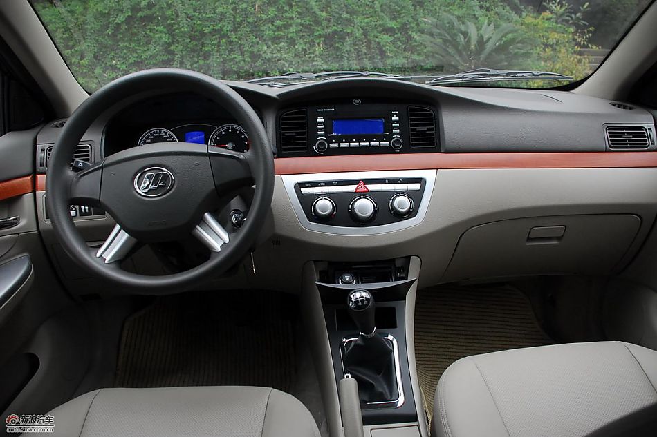 力帆620贺岁版内饰_力帆620内饰图片_汽车图