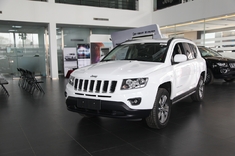 2014款Jeep指南者到店实拍