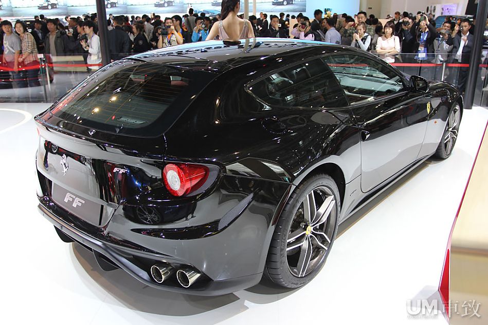 2012北京车展法拉利展台_15515524_汽车图库