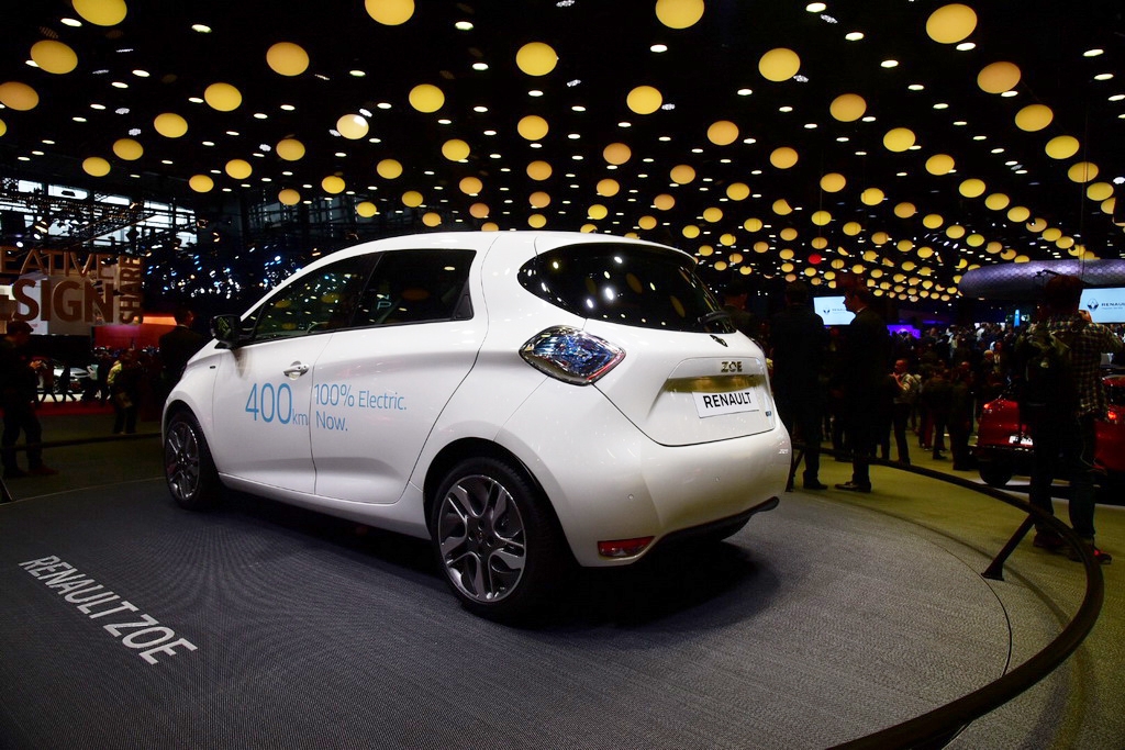 巴黎车展：雷诺ZOE ZE 40发布