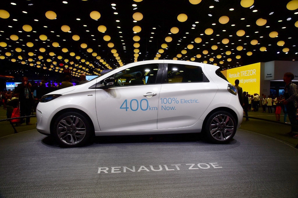 巴黎车展：雷诺ZOE ZE 40发布