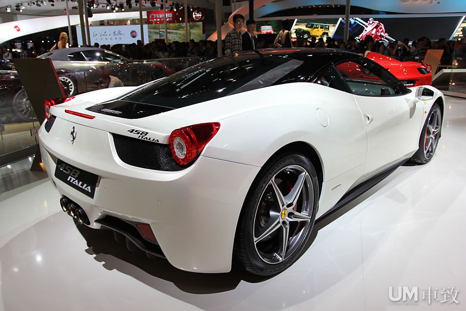 2012北京车展法拉利展台_15515567_汽车图库