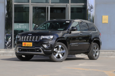 穿山越岭赏风景 实拍新款大切诺基