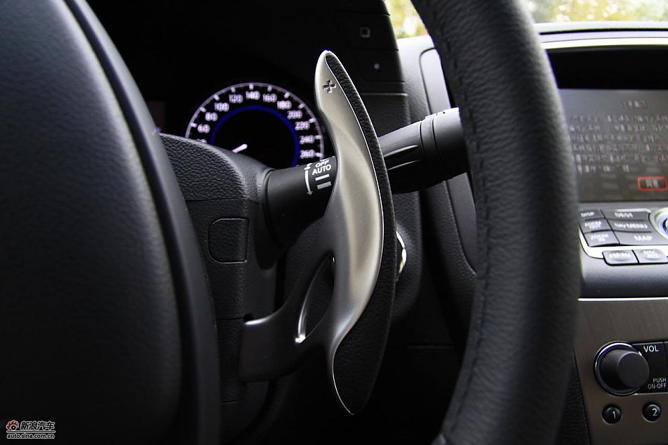 英菲尼迪G25内饰实拍图_英菲尼迪G内饰图片