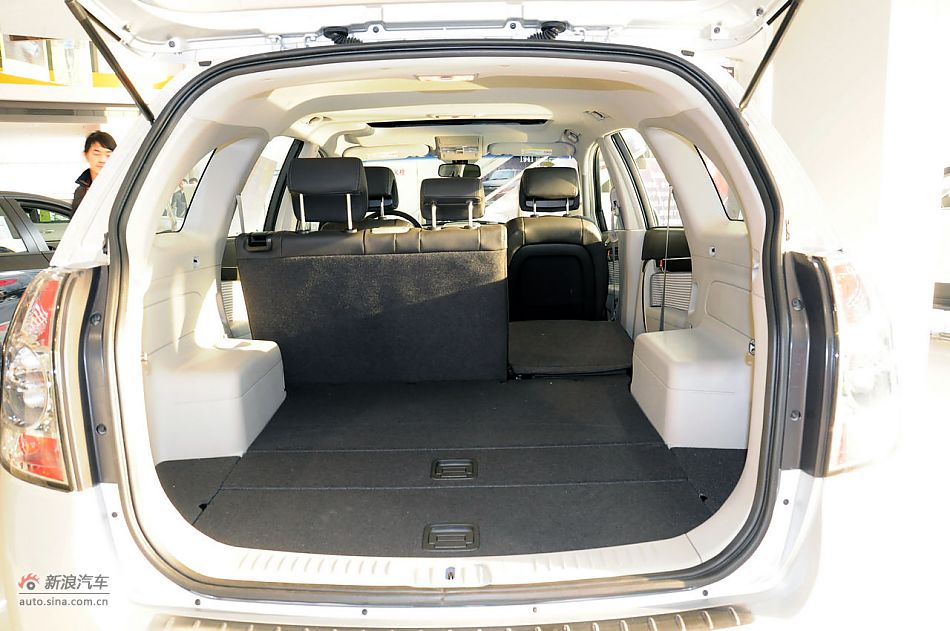 2012款科帕奇2.4L城市版实拍_科帕奇座椅空间