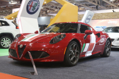 绝美的意式线条 阿尔法罗密欧4C