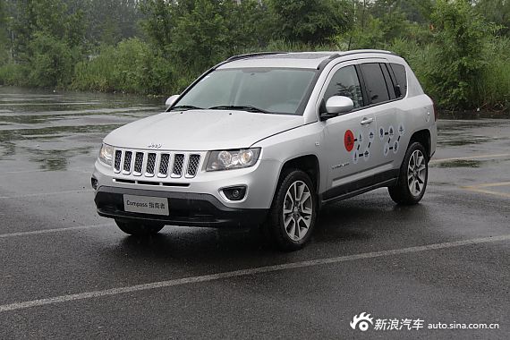 买Jeep指南者仅需首付4.4万开回家