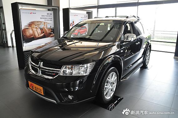 道奇酷威全系优惠1.2万元 购车需预订