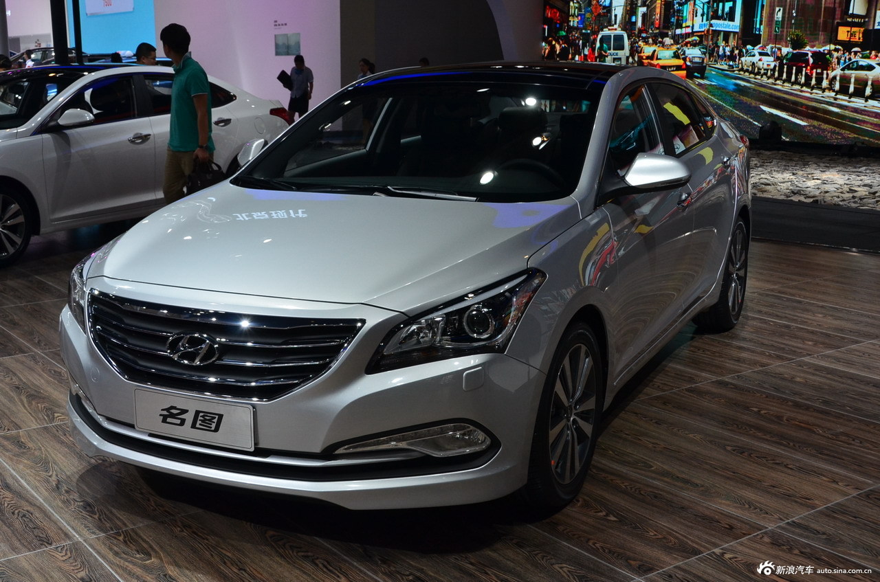 2013款北京现代名图