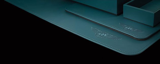 宾利汽车推出定制化圣诞礼品系列