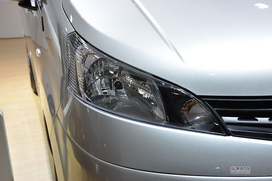 郑州日产NV200_NV200车展图图片3945819_