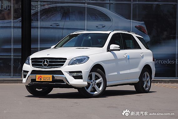 奔驰M级最高优惠10万元 店内现车充足