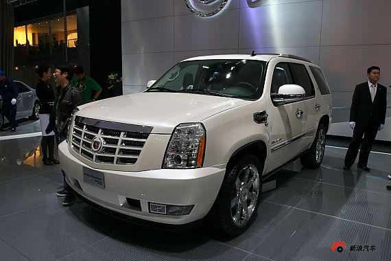 凯雷德现金优惠5万元 送豪华大礼包