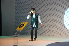 台湾音乐教父罗大佑献唱雷诺展台