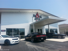 独家探访邓肯改装车店