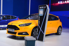 原味钢炮 实拍新款福克斯ST