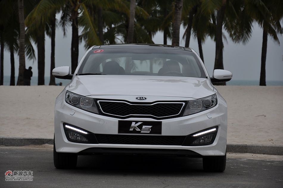 东风悦达起亚k5外观