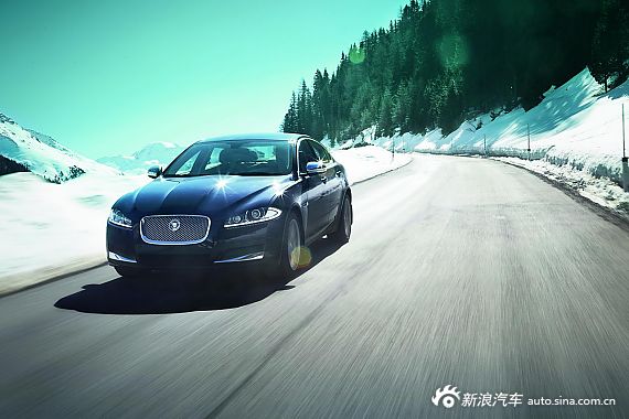 没有复古 只有时髦 试驾捷豹XF(图)