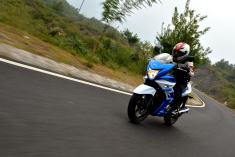 新浪摩托深度评测豪爵铃木骊驰GW250F