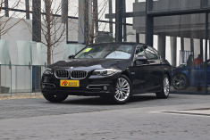 新浪汽车实拍华晨宝马530Le