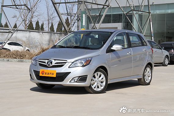 北汽E系列部分车型优惠8000元 现车充足