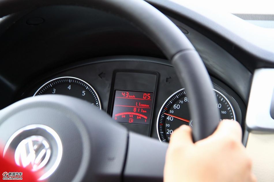 2011款宝来试驾_新宝来图片263769_汽车图库