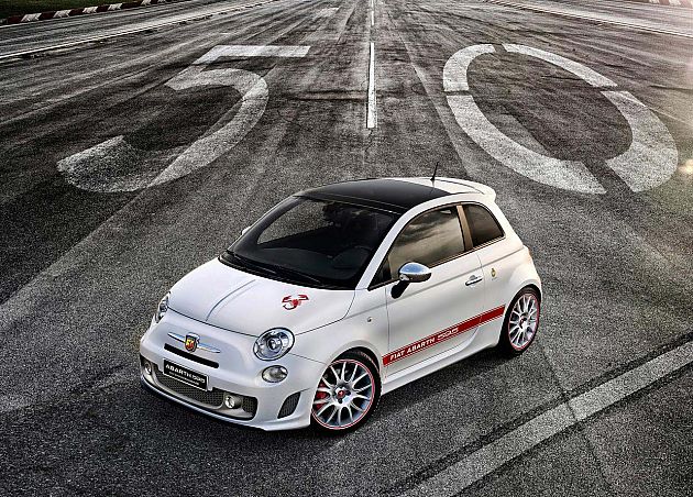 Abarth595五十周年纪念版将亮相法兰克福