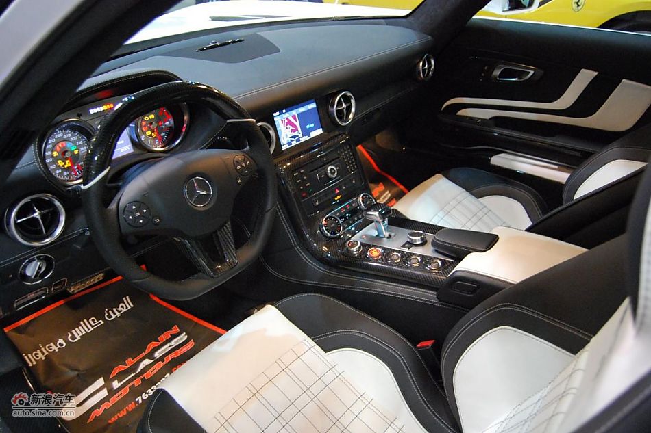 FAB改装版梅赛德斯-奔驰SLSAMG_4416049_