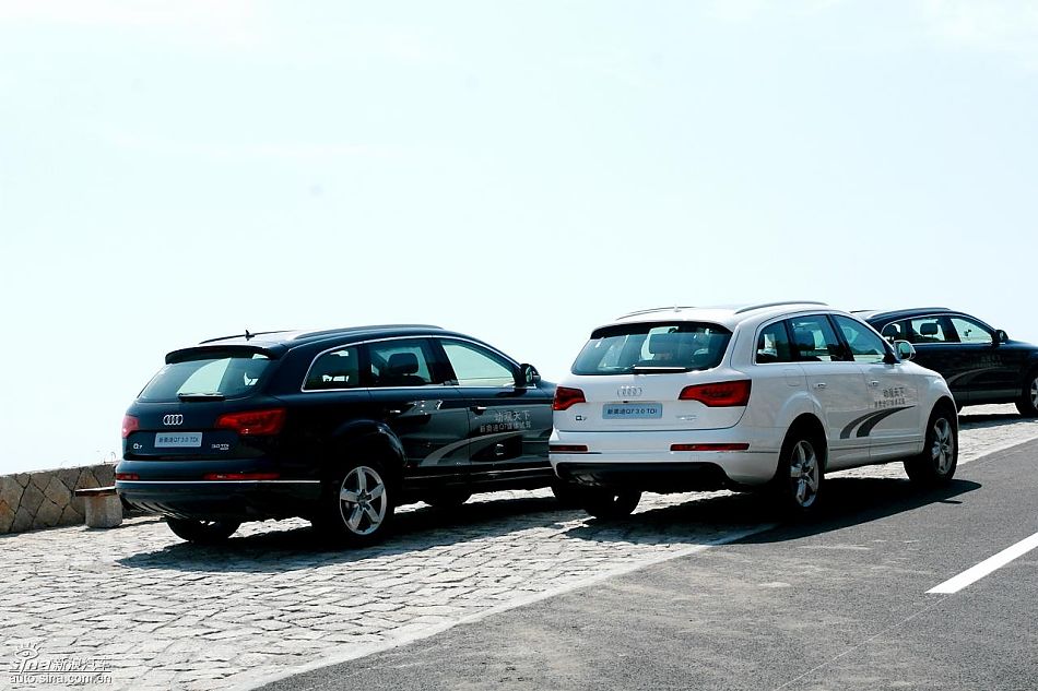 奥迪新q7试驾实拍图