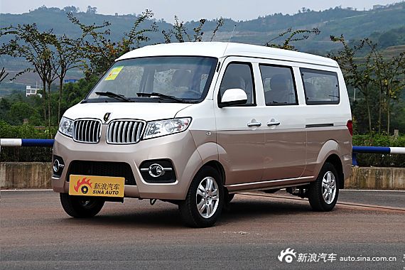 11月新浪报价 华晨金杯金杯小海狮X30长沙3.26万起