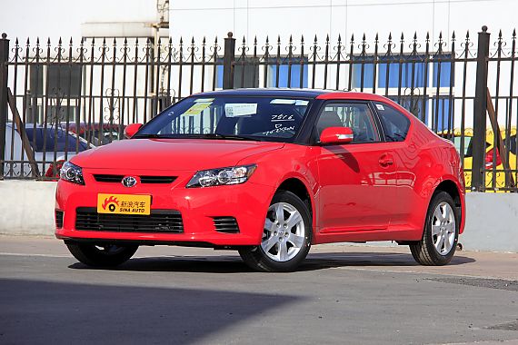 丰田杰路驰现金直降6万元 现车齐全