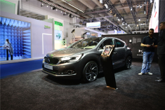 帅气来袭 实拍2016款DS4