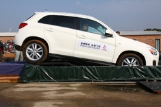 试驾广汽三菱劲炫