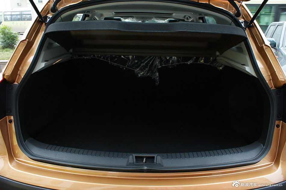 2012款逍客_逍客空间图片21716171_汽车图库