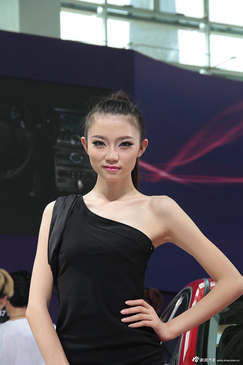 2012银川车展美女模特高清图图片