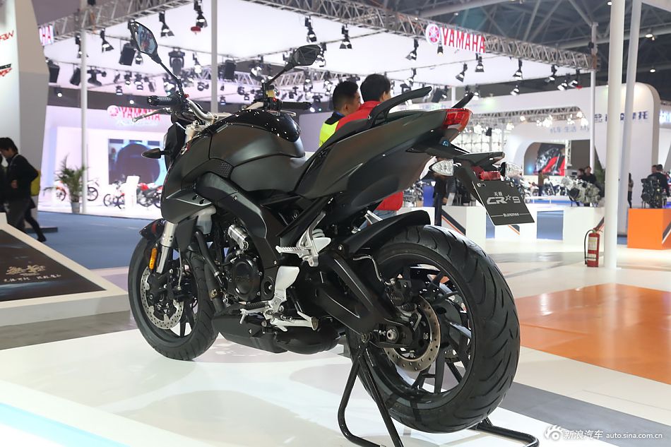 第十三届摩博会新浪摩托高清实拍隆鑫LX650无极