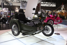 第十三届摩博会新浪摩托高清实拍嘉陵JH600B-A