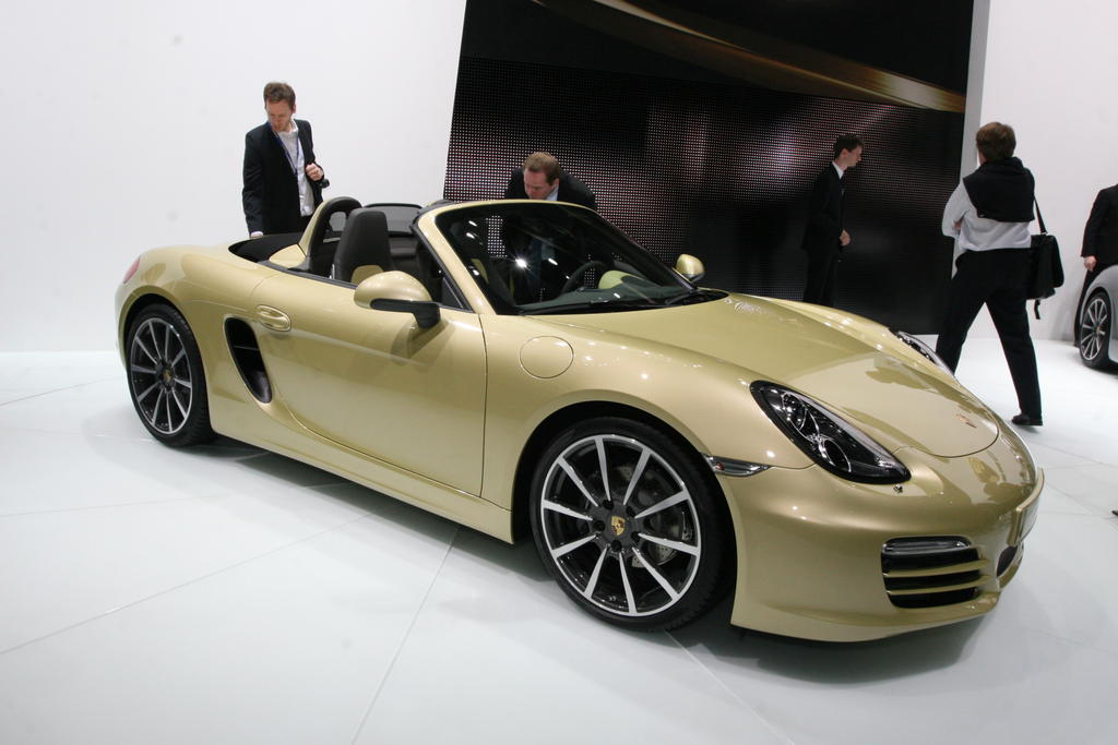 更大更快 保时捷新款Boxster亮相日内瓦