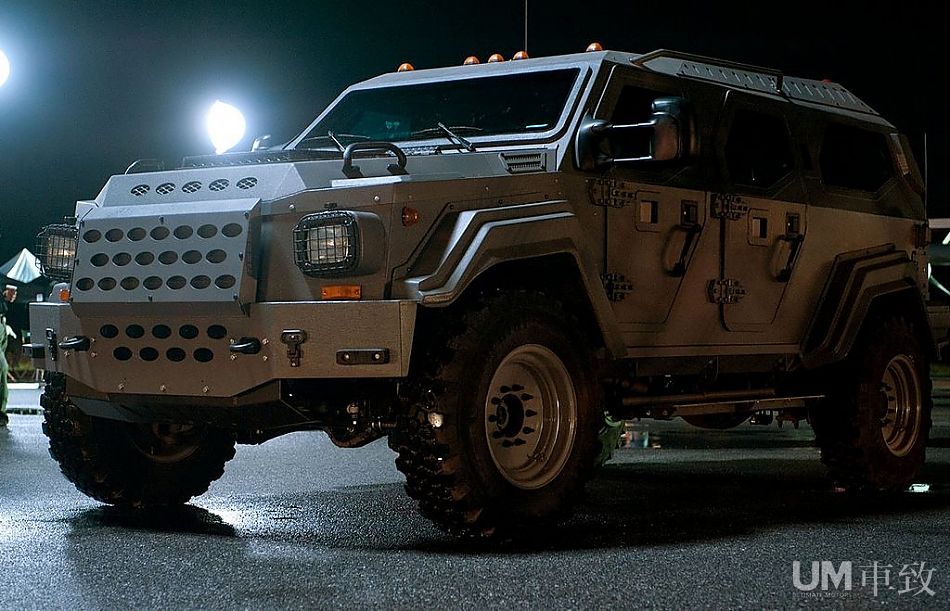 使命召唤 世界顶级改装防弹车_23286280_汽车