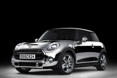 为庆祝愚人节而诞生 MINI Chrome Line Exterior Deluxe概念车