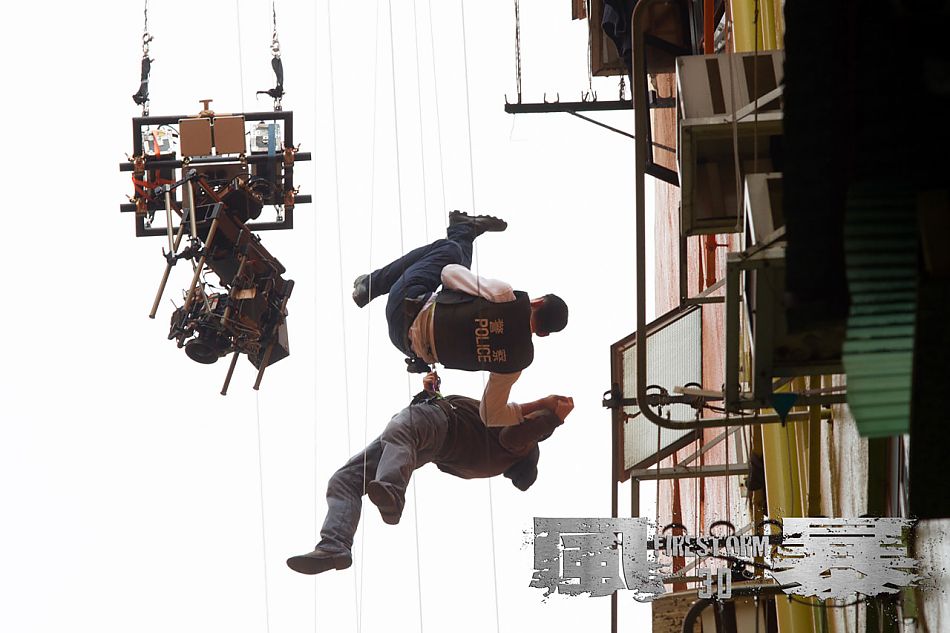 细数电影风暴中的车辆_35686294_汽车图库