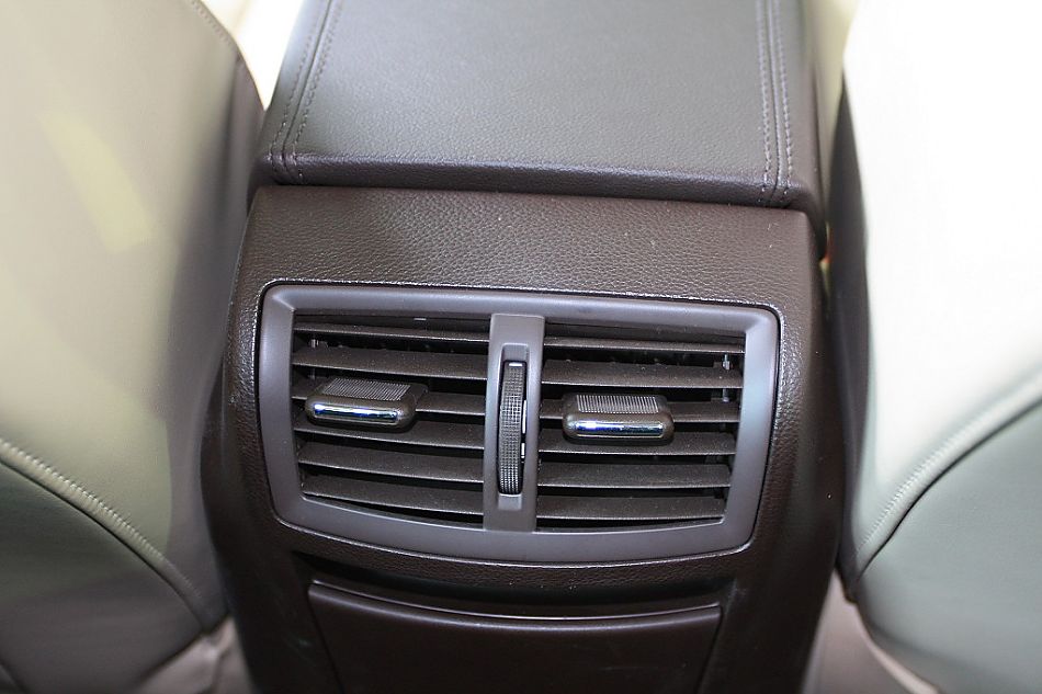 上海通用别克新君威到店实拍-内饰_君威内饰功