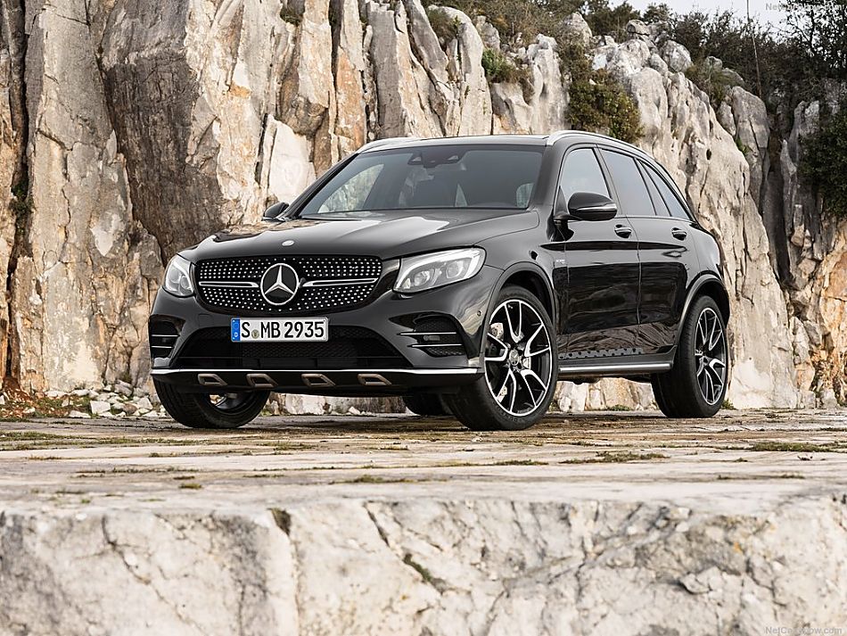 纽约车展亮相 梅赛德斯-AMG GLC 43官图