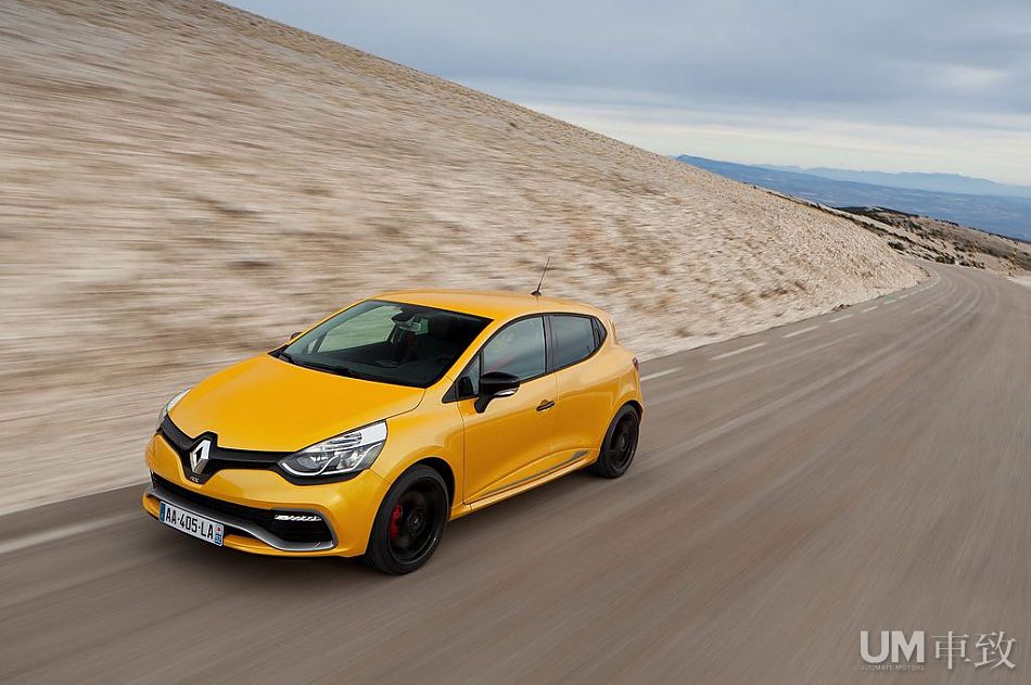出膛! 雷诺clio rs 200