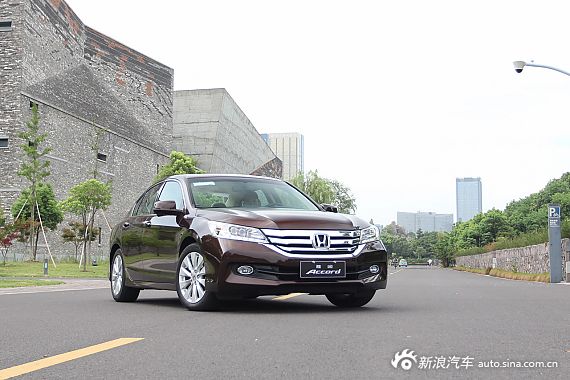 年度车2014年度中高级车奖：第九代雅阁