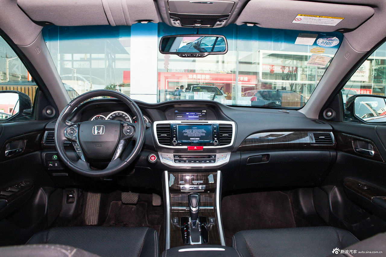 天籁、雅阁、凯美瑞三车对比，到底该买哪辆?