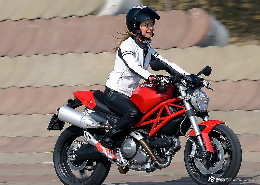 2008款杜卡迪 monster 696