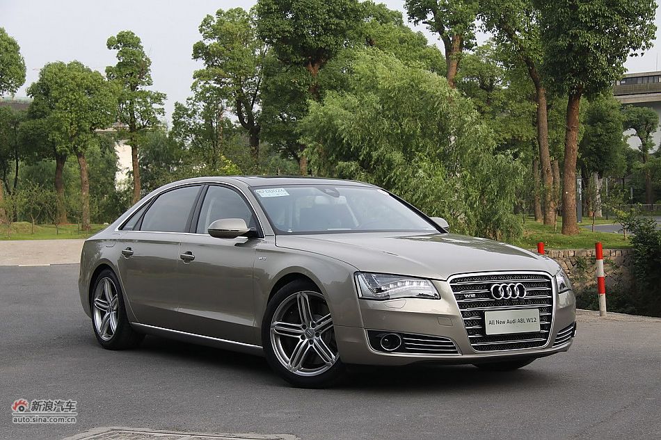 新浪汽车体验试驾奥迪A8L W12-外观_奥迪A8